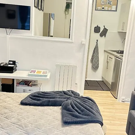 Cosy A 5 Minutes De La Gare De Lyon Lägenhet *